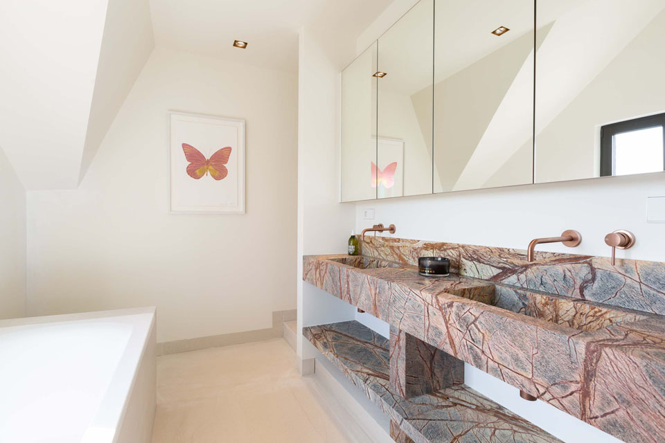 Rainbow - wastafels op zolder